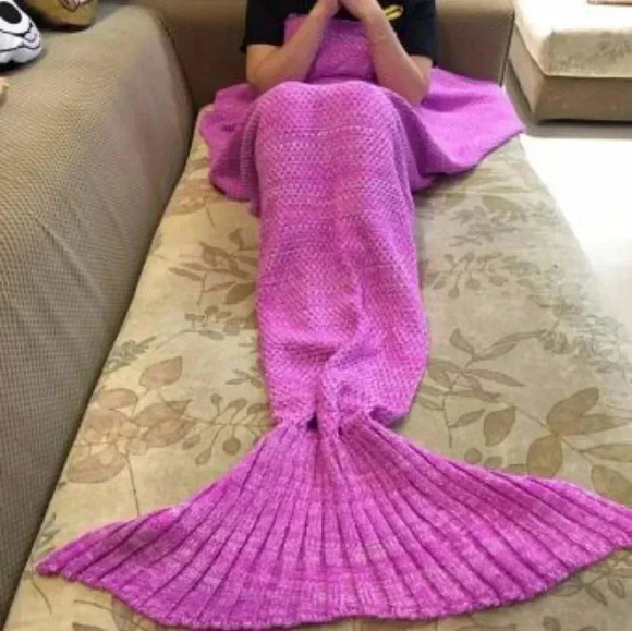 Pastel pink knitted Crochet Mermaid Tail Blanket - Picture 4 of 6